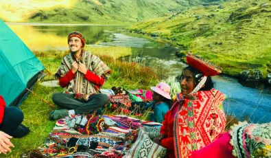 Salkantay trek vs Lares Trek