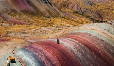 Palcoyo Rainbow Mountain – Peru