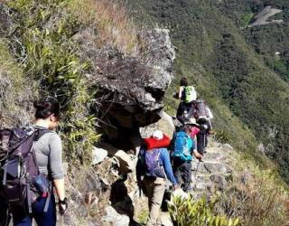 Huchuy Qosqo + Camino Inca Corto -TreXperience