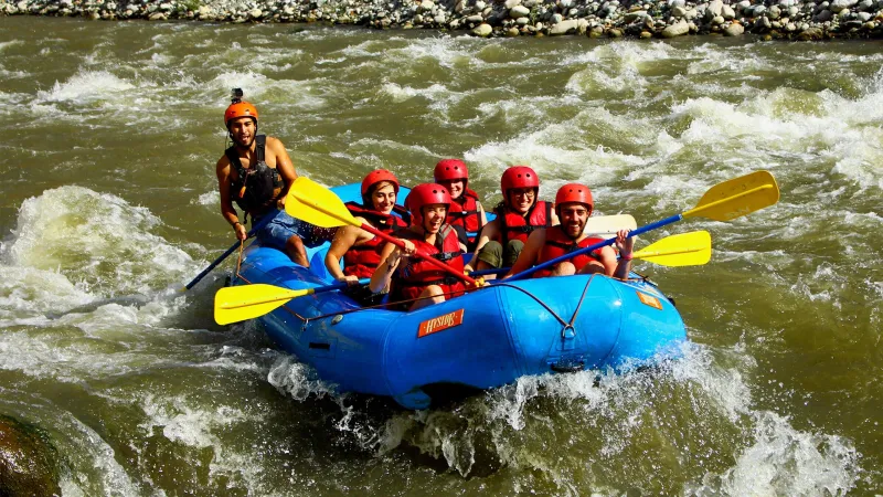 Rafting en el rio Santa Maria | TreXperience