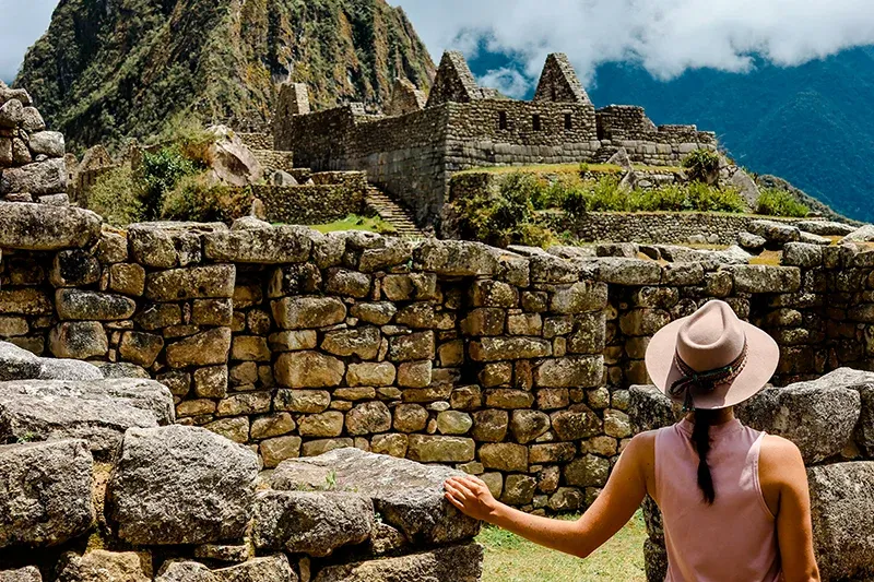 woman at Machu Picchu | TreXperience