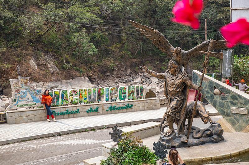 Aguas Calientes town | TreXperience
