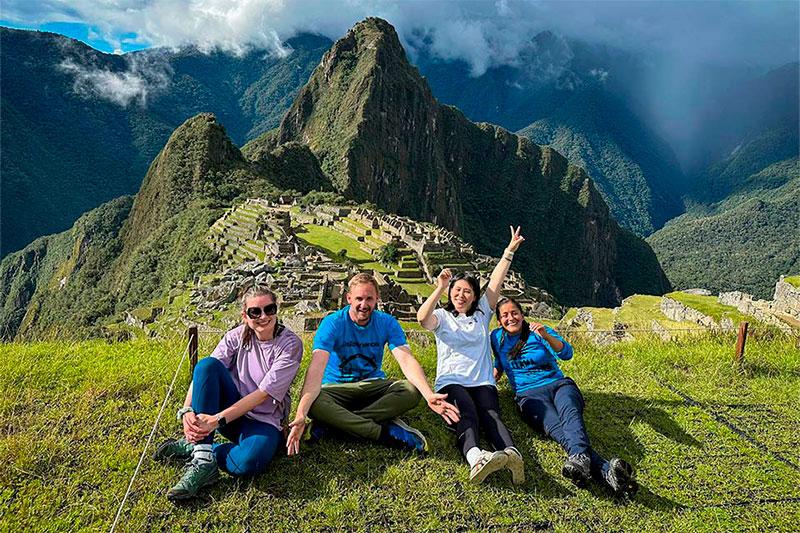 Amigos en Machu Picchu | TreXperience