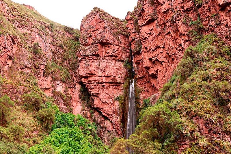 Perolniyoc Waterfall in a new alternative trek | TreXperience