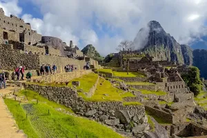 Sitio de Machu Picchu al finalizar la caminata de Lares 5 días | TreXperience