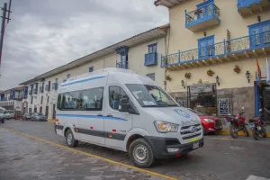 Tourist transport pick up and drop off service | TreXperience