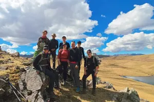 grupo trekking huchuy qosqo | TreXperience 