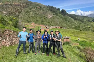 huchuy qosqo hikers and short inca trail tour
