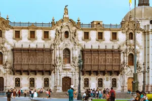 Lima colonial buildings | Trexperience