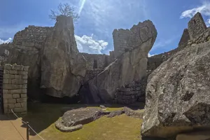 Temple of the Condor in Machu Picchu citadel | Trexperience