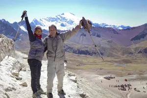 Ausangate Mountain hikers | Trexperience