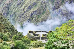 Runkurakay Archaeological Site | Trexperience