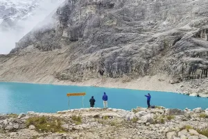 Vista de la Laguna Inkachiriaska o Salkantay | Trexperience