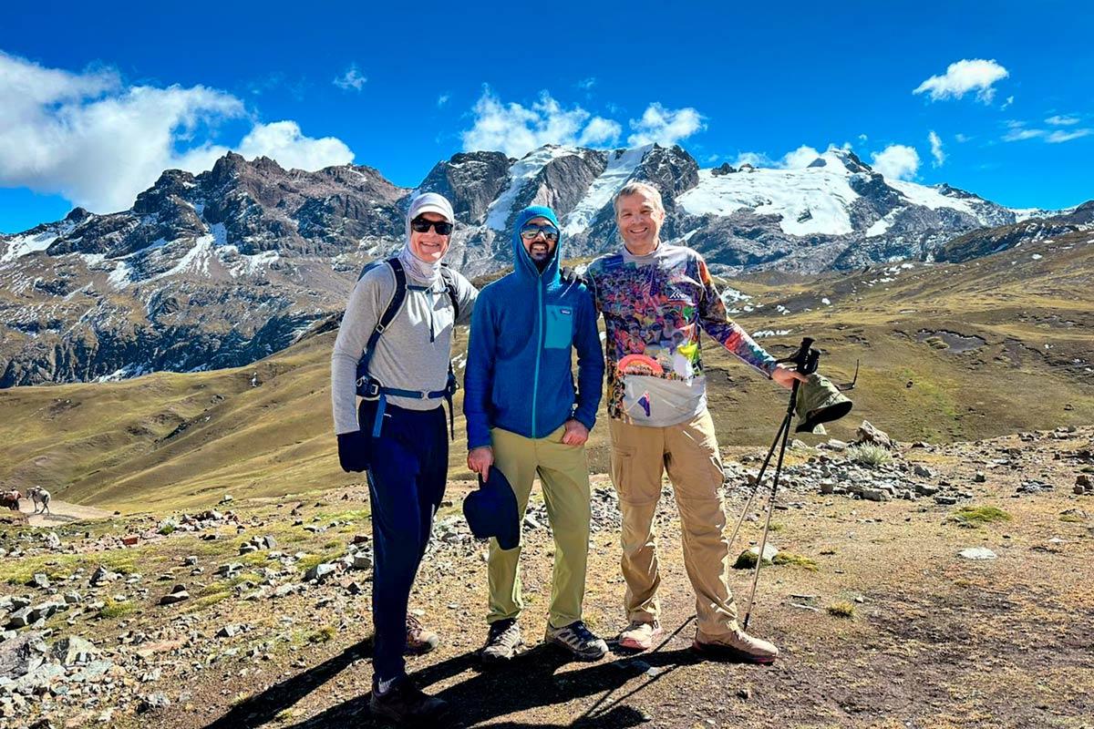 Hiking during the Vinicunca Rainbow Mountain Peru Premium tour | TreXperience
