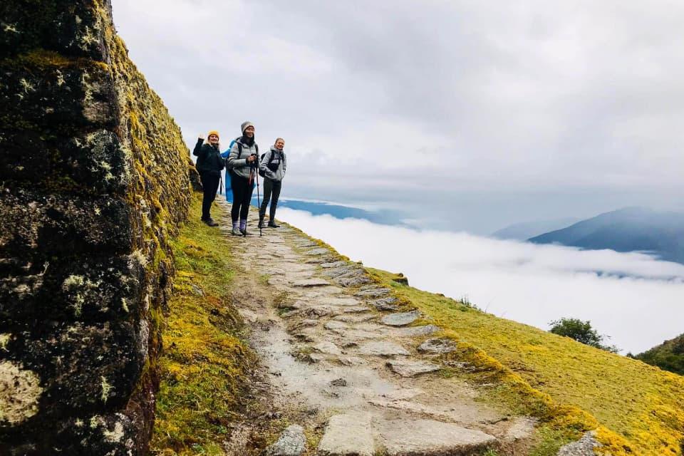 hiking-trail-deluxe-inca-trail