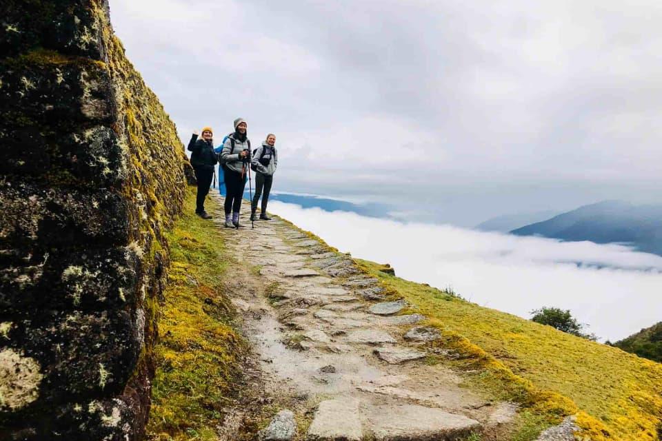 Experiencia de Senderismo - Camping Camino Inca Corto