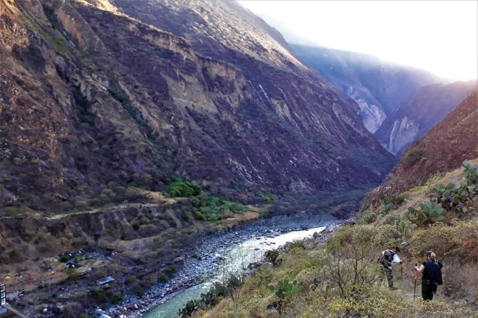 Choquequirao valley hike 4 days