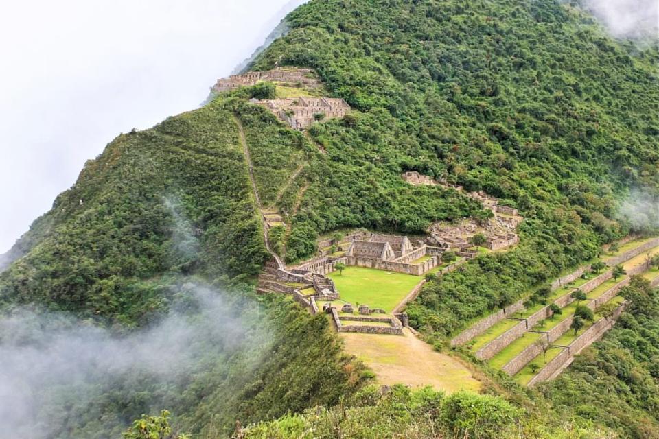 Choquequirao Trek 5D/4N lookview - TreXperience