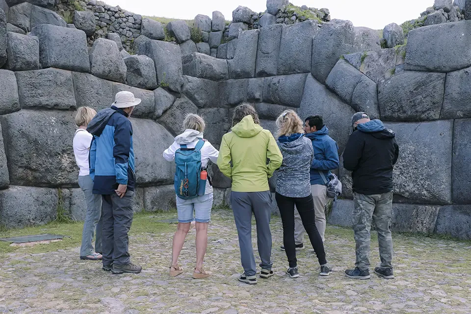 inca rail and rainbow mountain sacsayhuaman