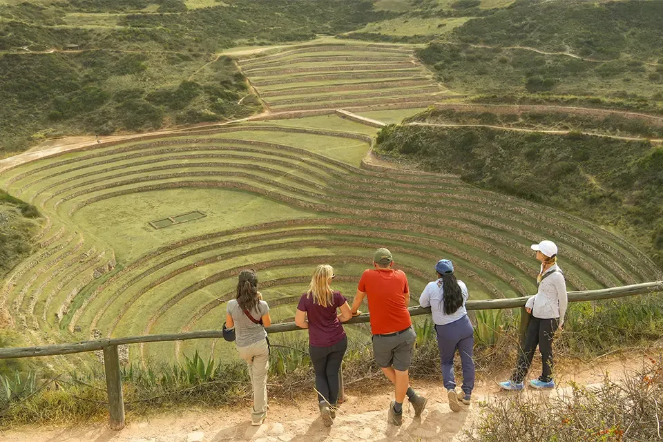 inca trail and rainbow mountain moray - TreXperience
