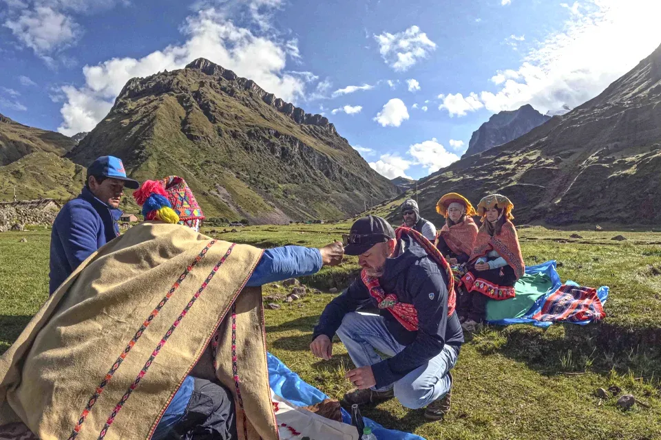 Comunidad Andina Lares Trek | TreXperience
