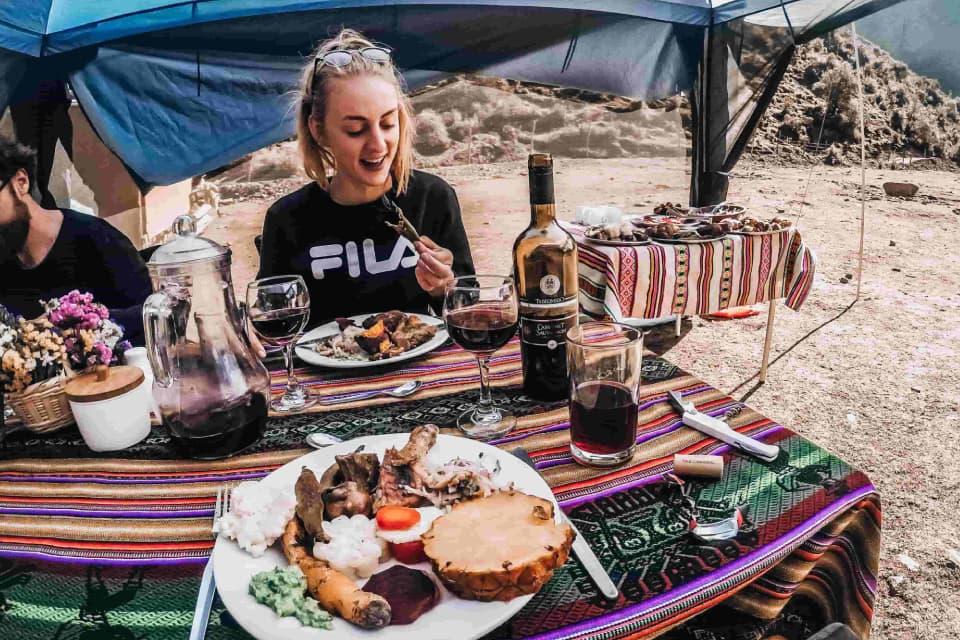 lunch-time-luxury-salkantay-trek-tour-trexperience