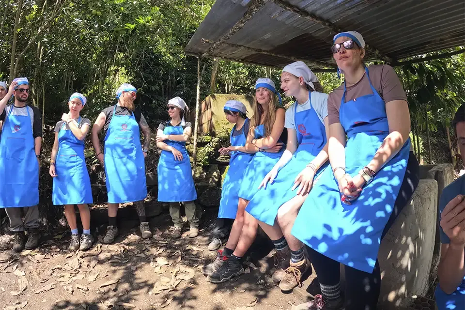 Pachamanca group in the Salkantay trek 5 days | TreXperience