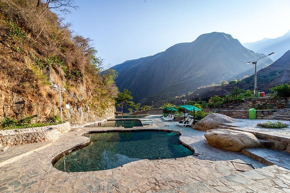 Baños termales de Cocalmayo en el tour Machu Picchu 2 dias en carro | TreXperience