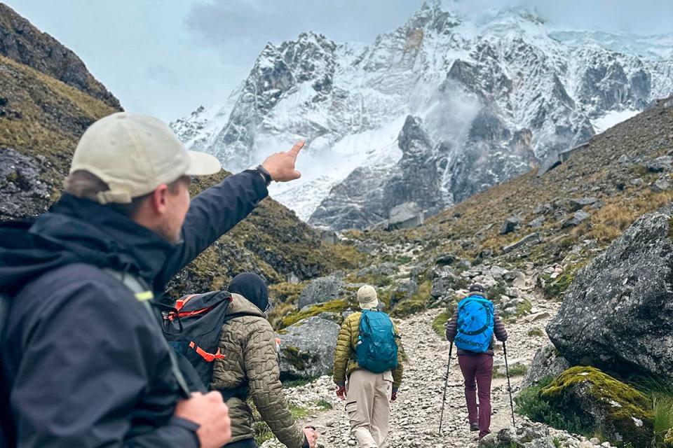 Excursión de lujo de 4 días con ascensión al Salkantay y ruta por la nieve