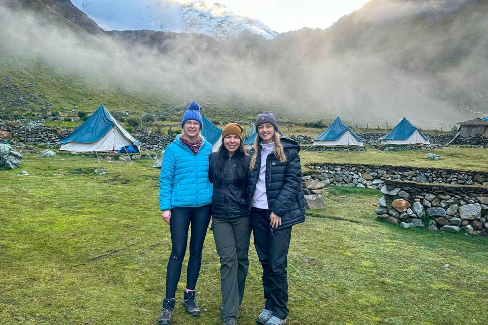 Viajeros en el campamento Salka Glamp | TreXperience