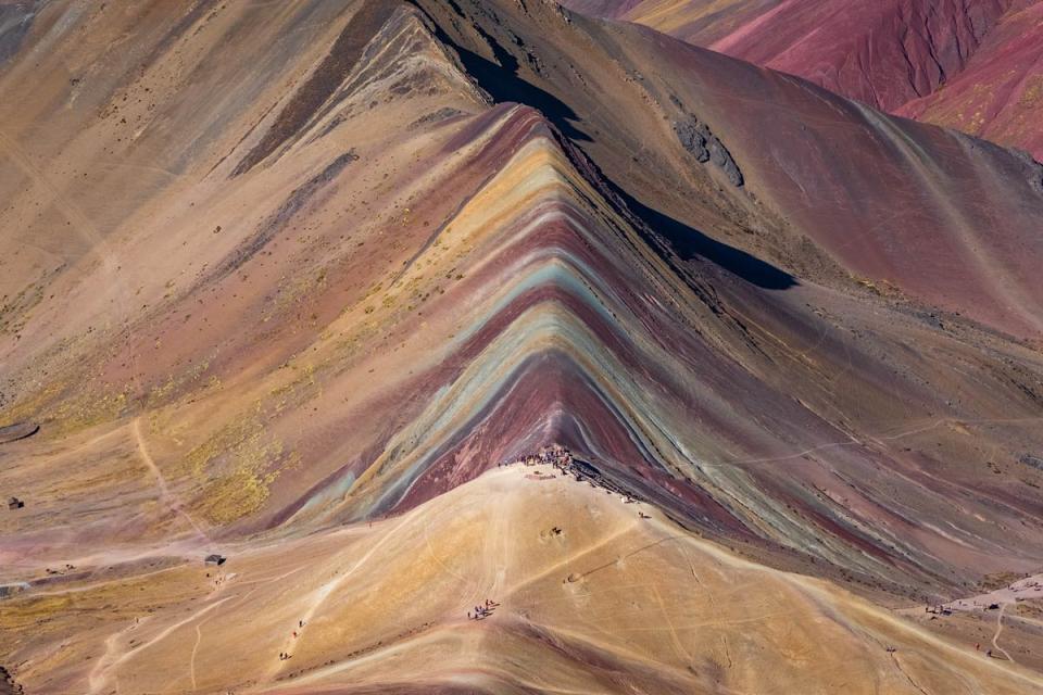 Panoramic view of Vinicunca Rainbow Mountain | TreXperience