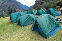 Carpas de camping instaladas en un campamento de montaña (Camino Inca 5 días, versión extendida) | TreXperience