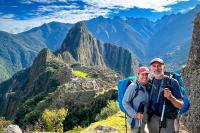 Couple arriving to Machu Picchui in the Short Inca Trail | TreXperience