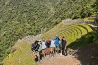 Grupo TreXperience en frente del Wiñay Wayna | TreXperience