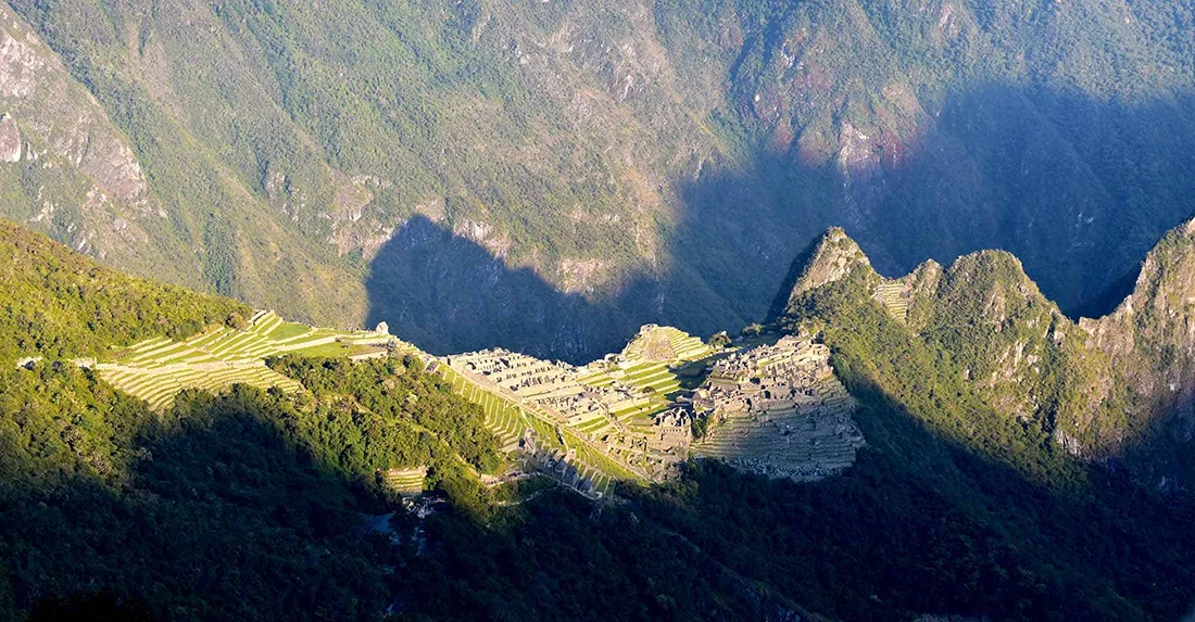 Sunrise at Machu Picchu viewed from the Sun Gate | TreXperience