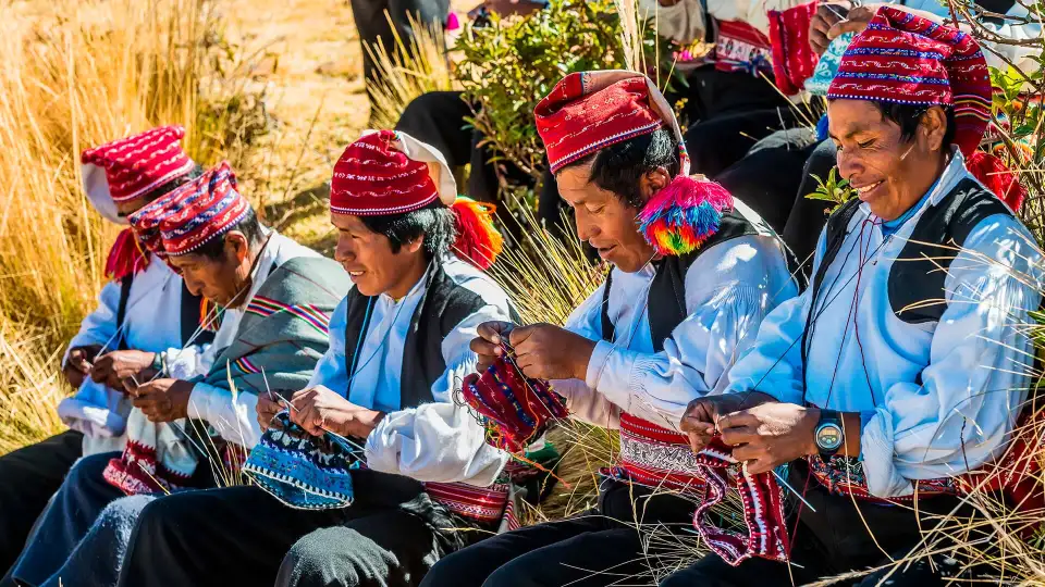 Taquile Island weavers - Lake Titicaca | TreXperience