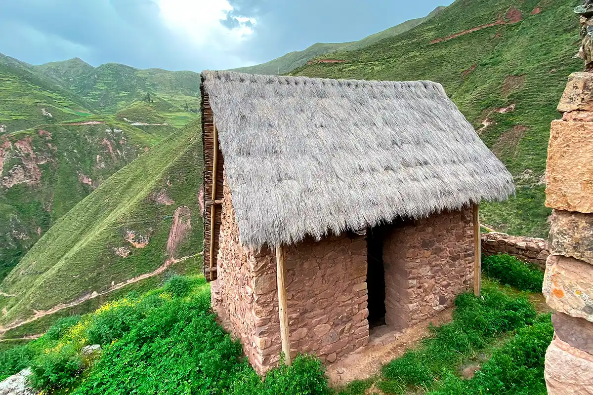 Things to do in Ollantaytambo Raqaypata | TreXperience