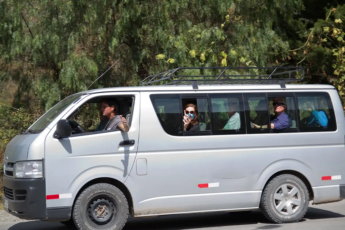 Shared van - Ollantaytambo public transport | TreXperience