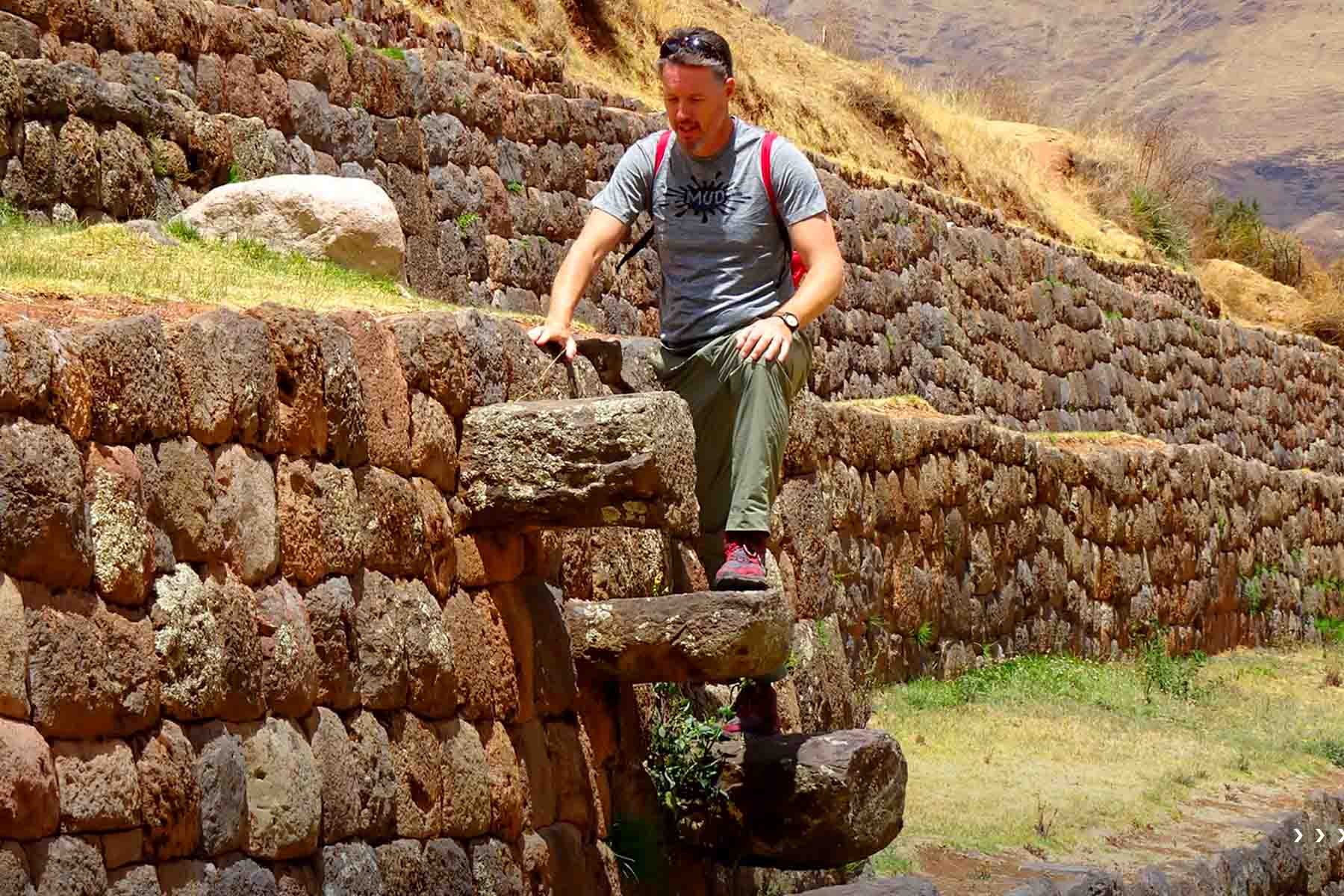 Escaleras en Tipon Cusco Peru | TreXperience