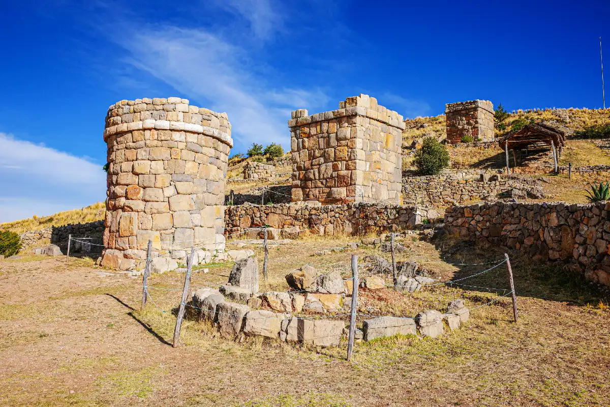 Sillustani Chullpas | TreXperience Sillustani Chullpas | TreXperience