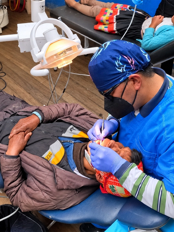 Intervenciones dentales a Porteadores de TreXperience Intervenciones dentales a Porteadores de TreXperience | TreXperience