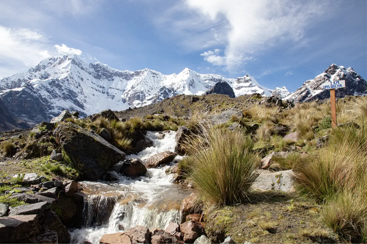 Glacial Stream from Ausangate Mountain| TreXperience
