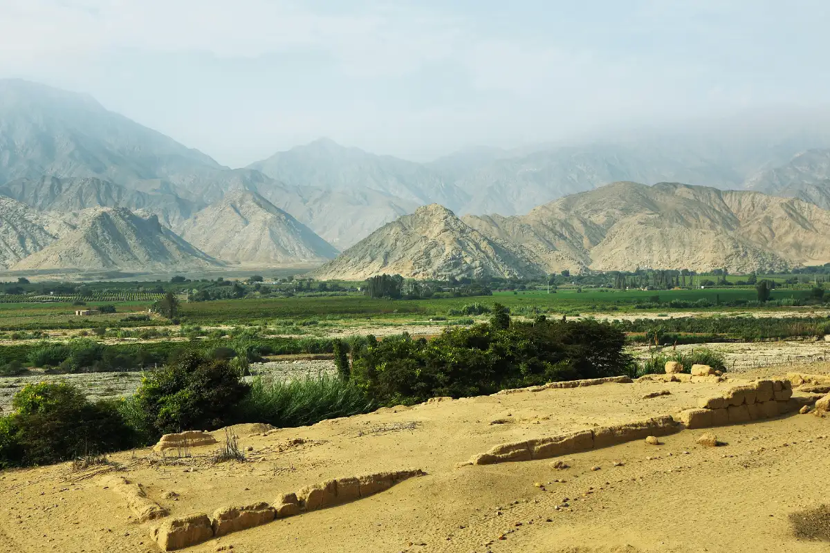 Supe Valley from Caral | TreXperience